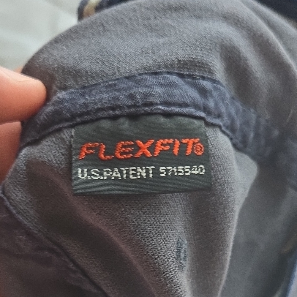 Flexfit Gray Cap with FOX  Logo - Picture 4 of 7